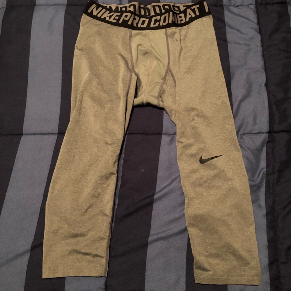 Nike pro combat 3/4 compression tights